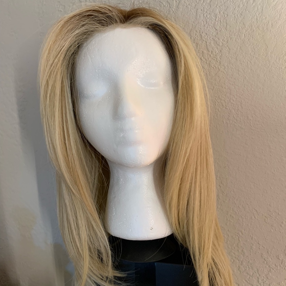 Belle Tress Wig “Bespoke“ in color Champagne w Apple Pie